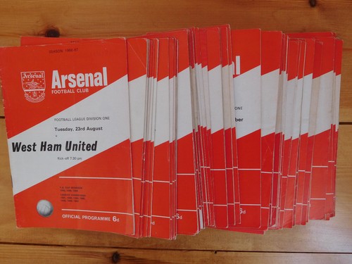 Arsenal home away programmes - home,