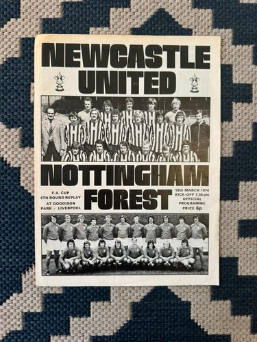 Newcastle united nottingham - newcastle, v